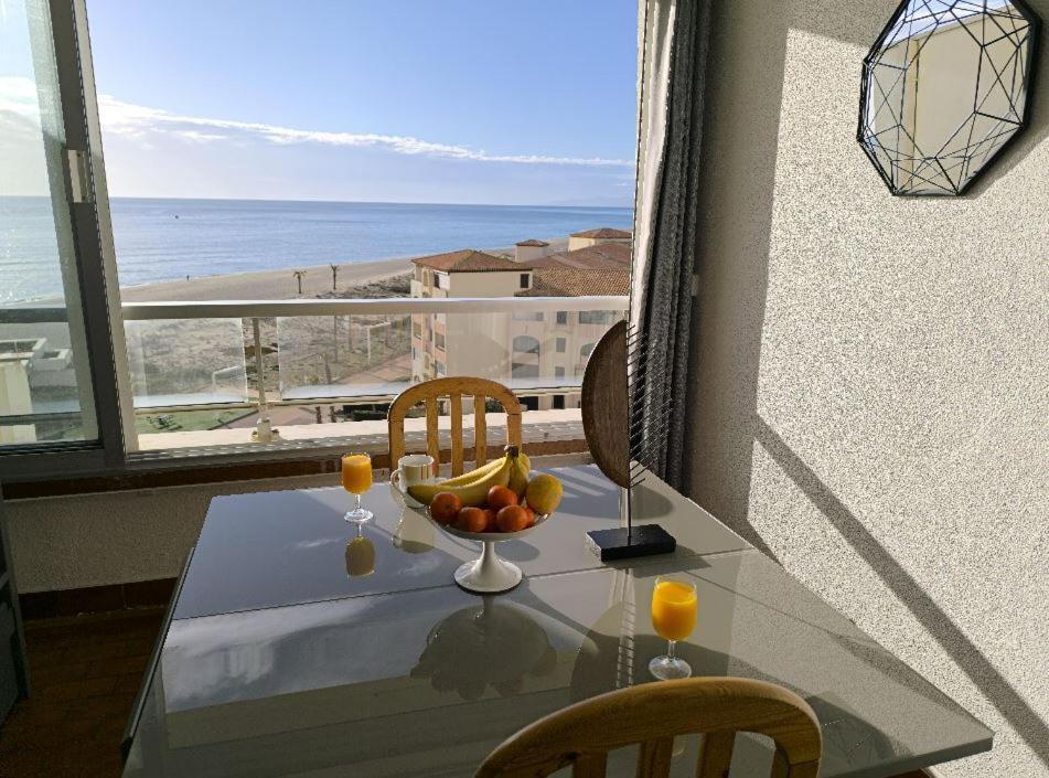 Appartement De Vacances - Splendide Vue Sur Mer, Parking Prive Le Barcarès المظهر الخارجي الصورة